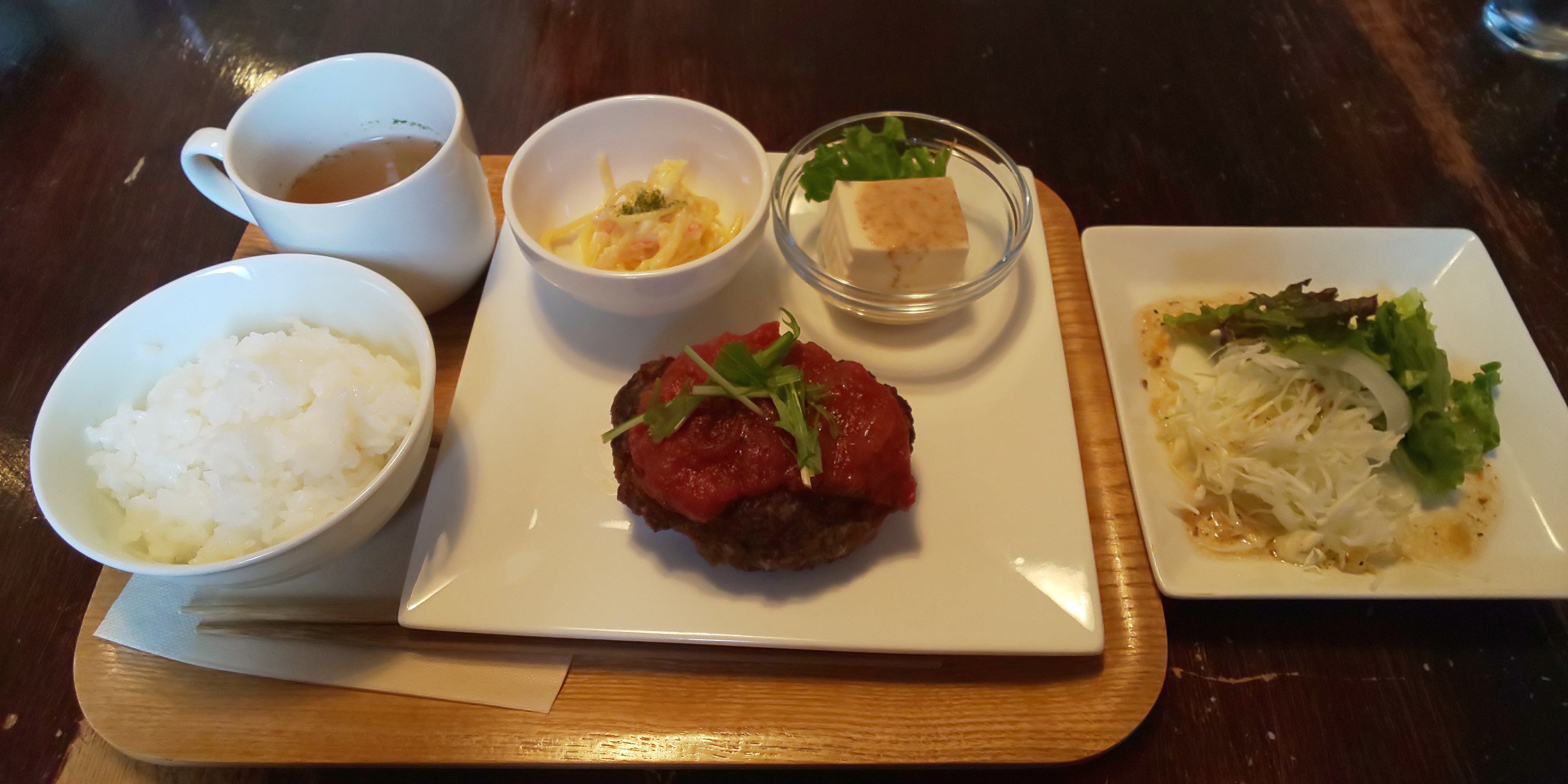 ハンバーグランチ